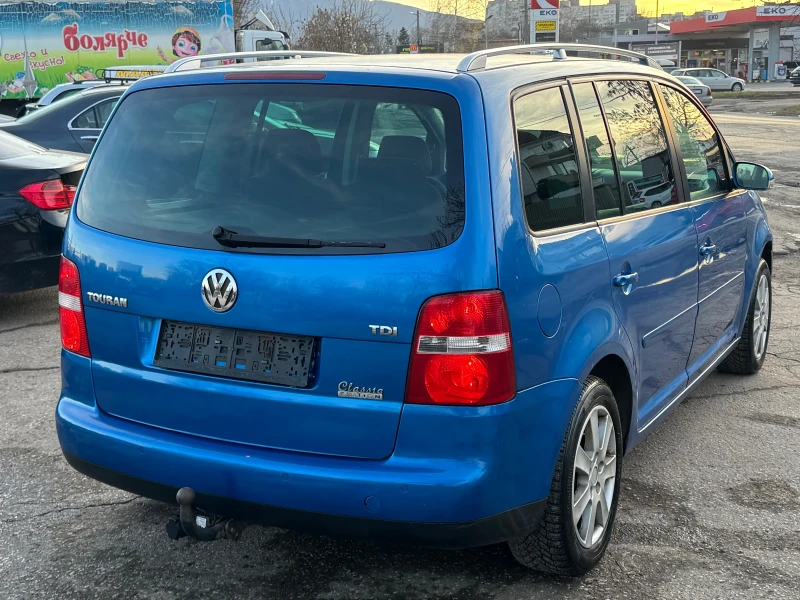 VW Touran, снимка 4 - Автомобили и джипове - 48394995