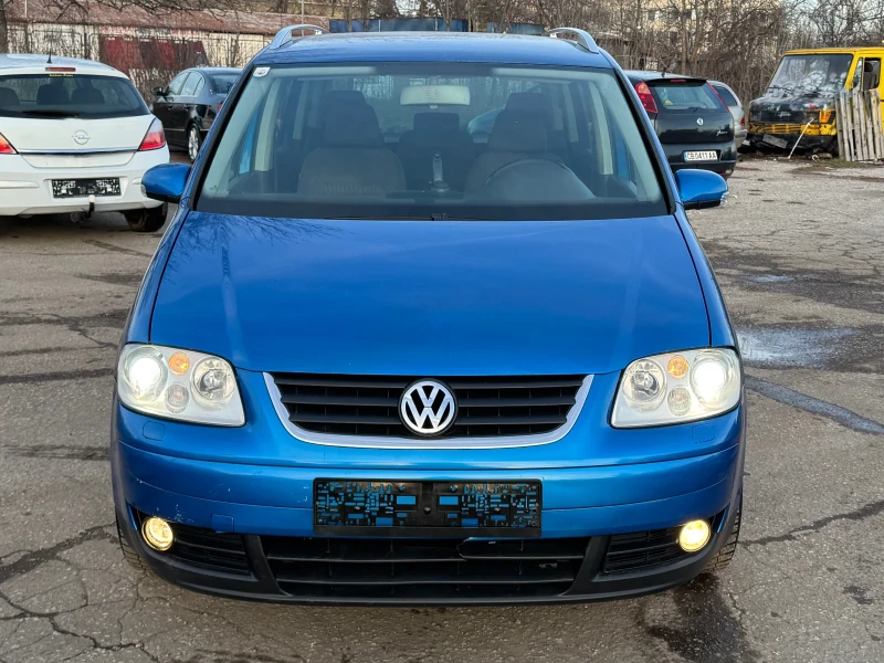 VW Touran, снимка 5 - Автомобили и джипове - 48394995