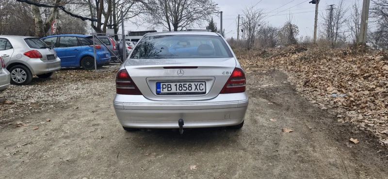 Mercedes-Benz C 220  150к.с. Автоматик, Автопилот, Климатроник, снимка 8 - Автомобили и джипове - 48766655