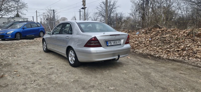 Mercedes-Benz C 220  150к.с. Автоматик, Автопилот, Климатроник, снимка 7 - Автомобили и джипове - 48766655