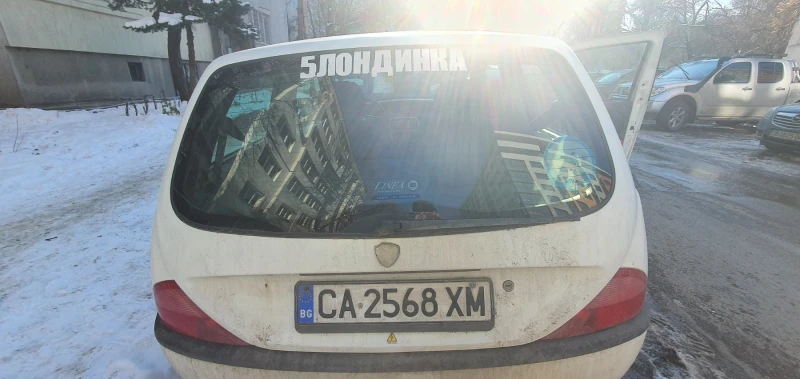 Lancia Y, снимка 2 - Автомобили и джипове - 49211224