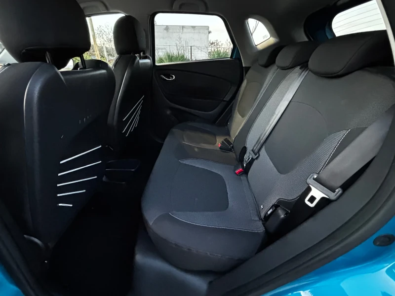 Renault Captur 1.5 DCI* EURO 6* NAVI* KTEO* COC, снимка 9 - Автомобили и джипове - 52525597