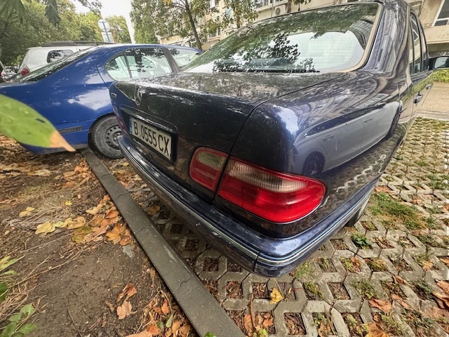 Mercedes-Benz E 200 | Mobile.bg � ����������� 4