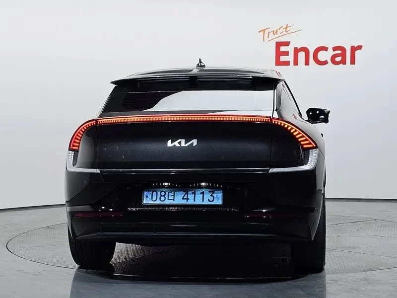 Kia EV6, снимка 7 - Автомобили и джипове - 56690464