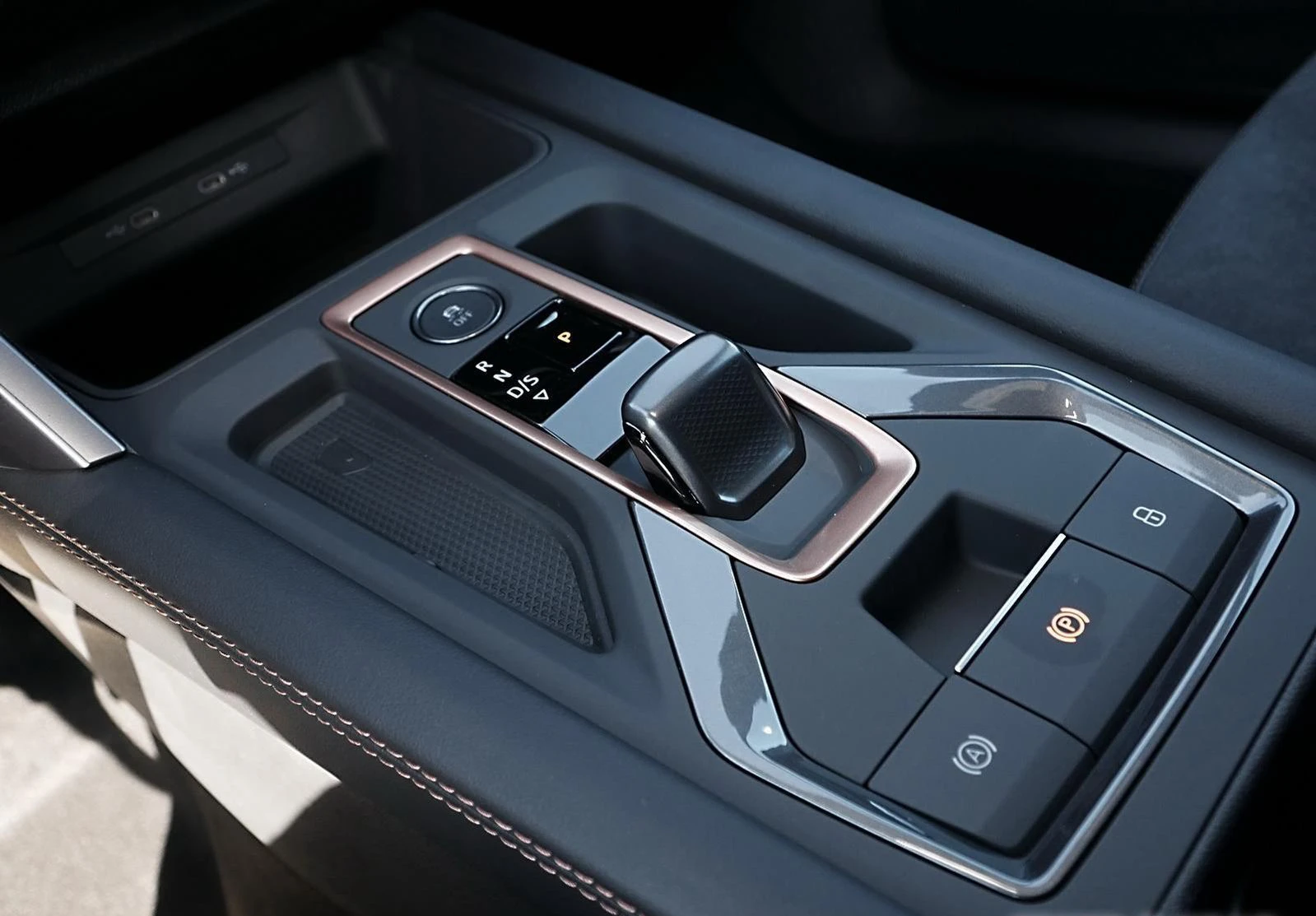 Cupra Formentor 1.5/E-HYBRID/272HP/AMBI/NAVI/VCONTROL/KLESS/184f - изображение 9