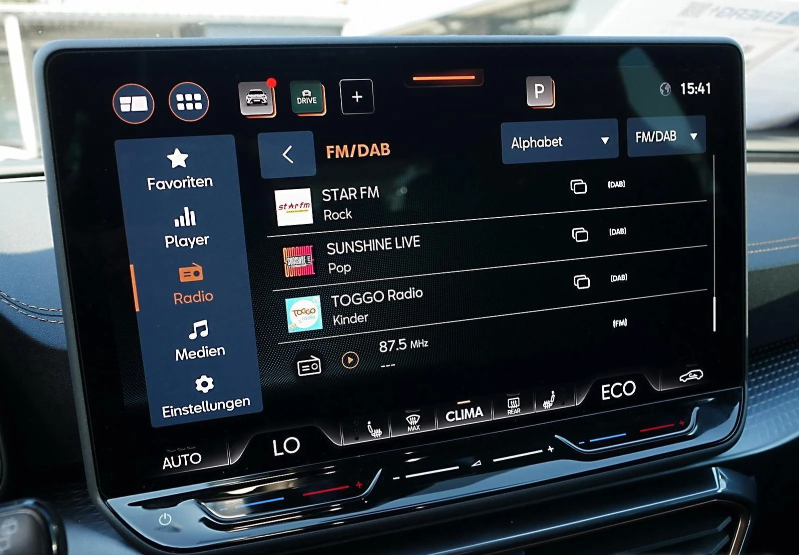 Cupra Formentor 1.5/E-HYBRID/272HP/AMBI/NAVI/VCONTROL/KLESS/184f - изображение 8