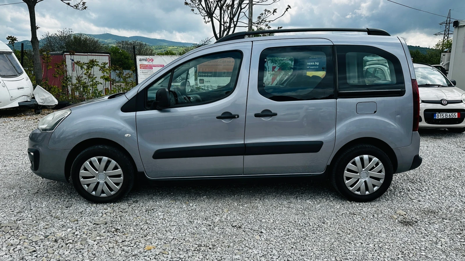 Citroen Berlingo Miltispace 2017face-1.6hdi 99кс пътнически , снимка 6 - Автомобили и джипове - 52583535