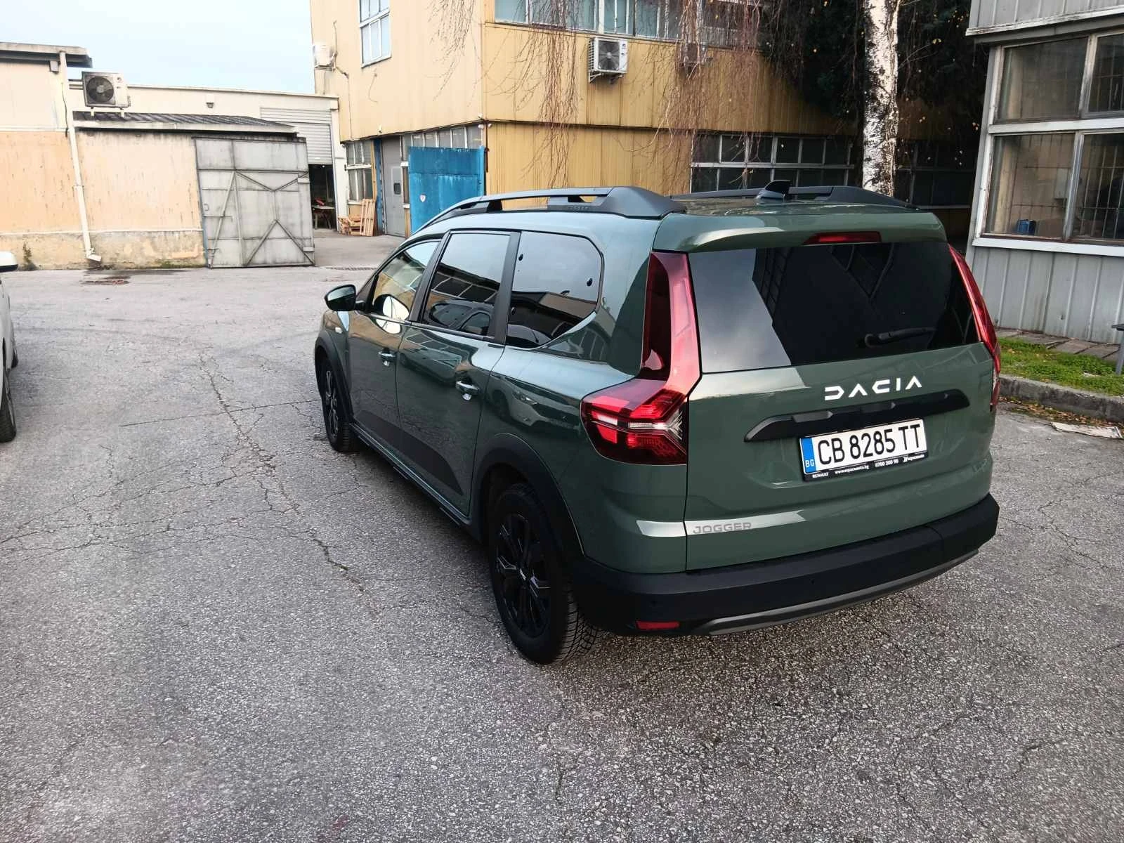 Dacia Jogger Газ Бензин 6+ 1 - изображение 7