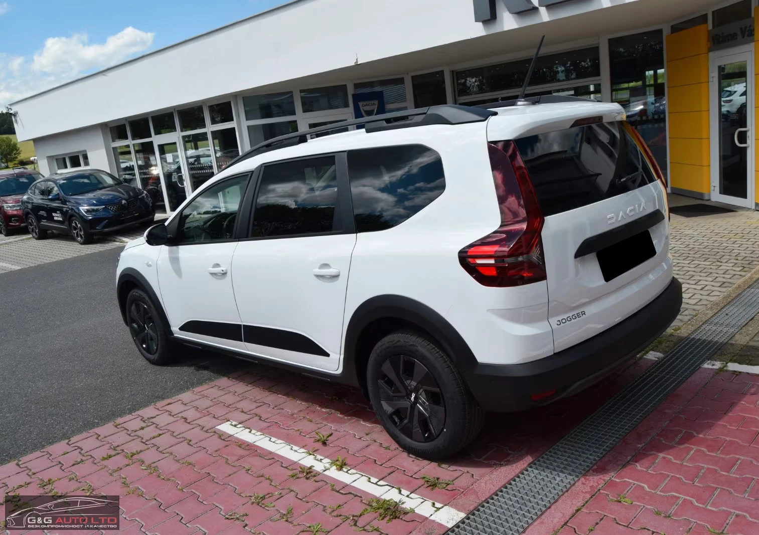 Dacia Jogger НОВ!/EXPRESSION/101HP/CAM/NAVI/LED/CPLAY/ACC/688g - изображение 2