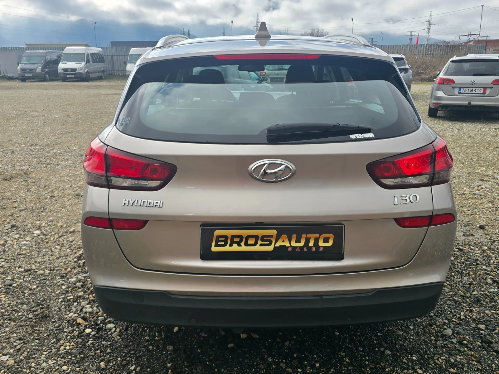 Hyundai I30 1.6 crdi /136cc - изображение 8