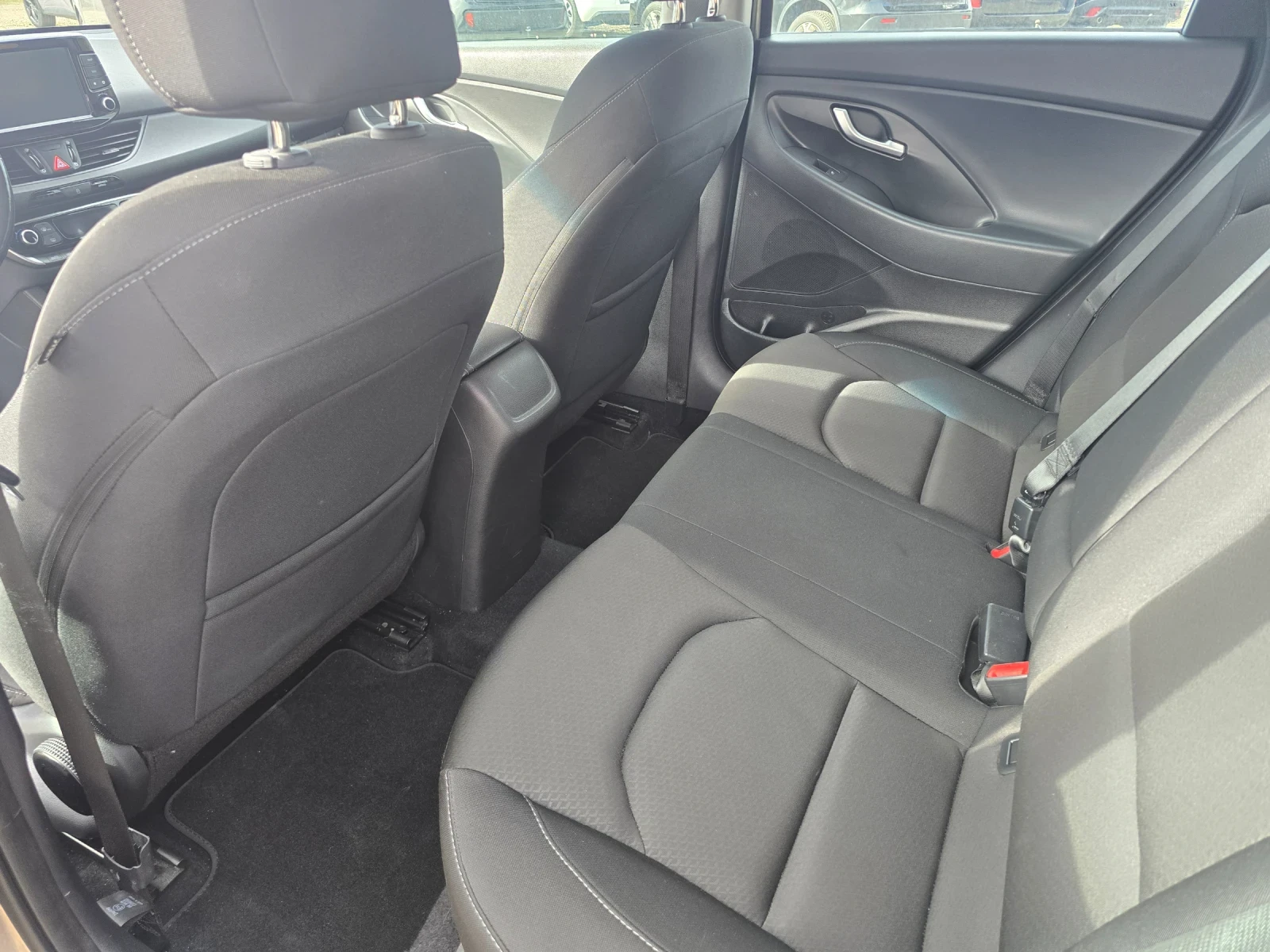 Hyundai I30 1.6 CRDI | Mobile.bg � ����������� 13