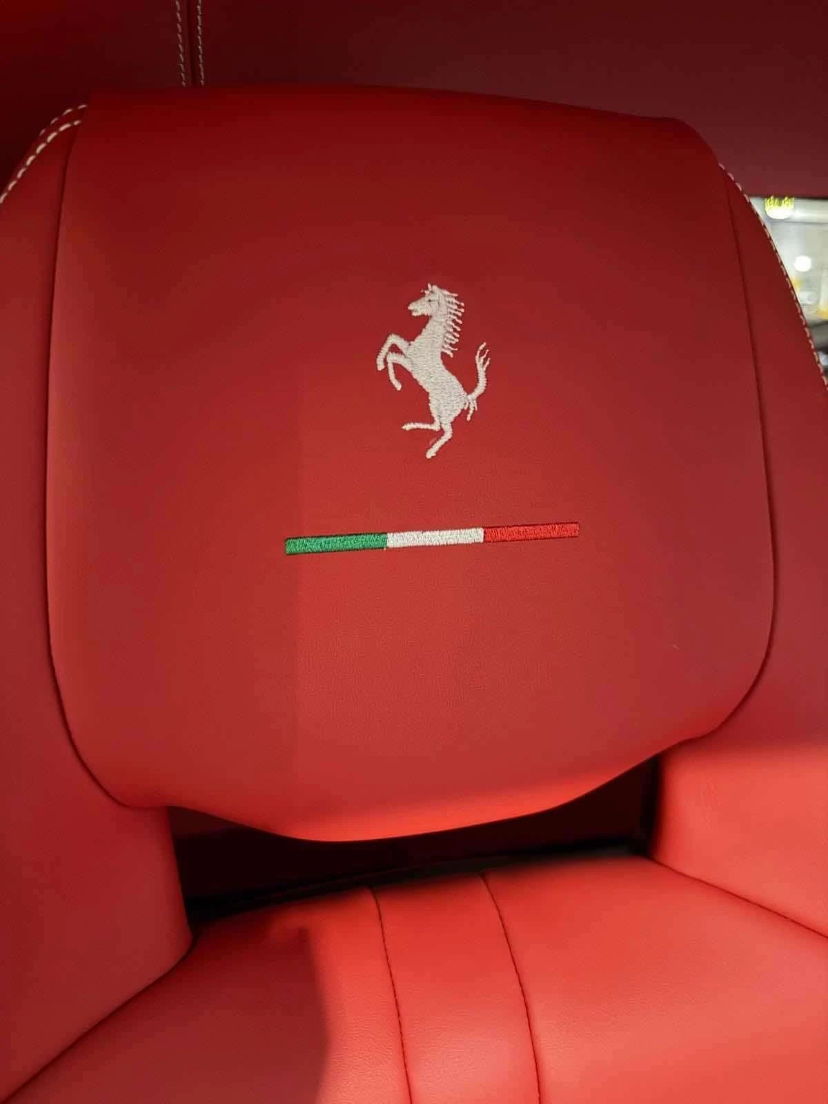 Ferrari F8 * TRIBUTO * CARFAX *  , снимка 12 - Автомобили и джипове - 53816127