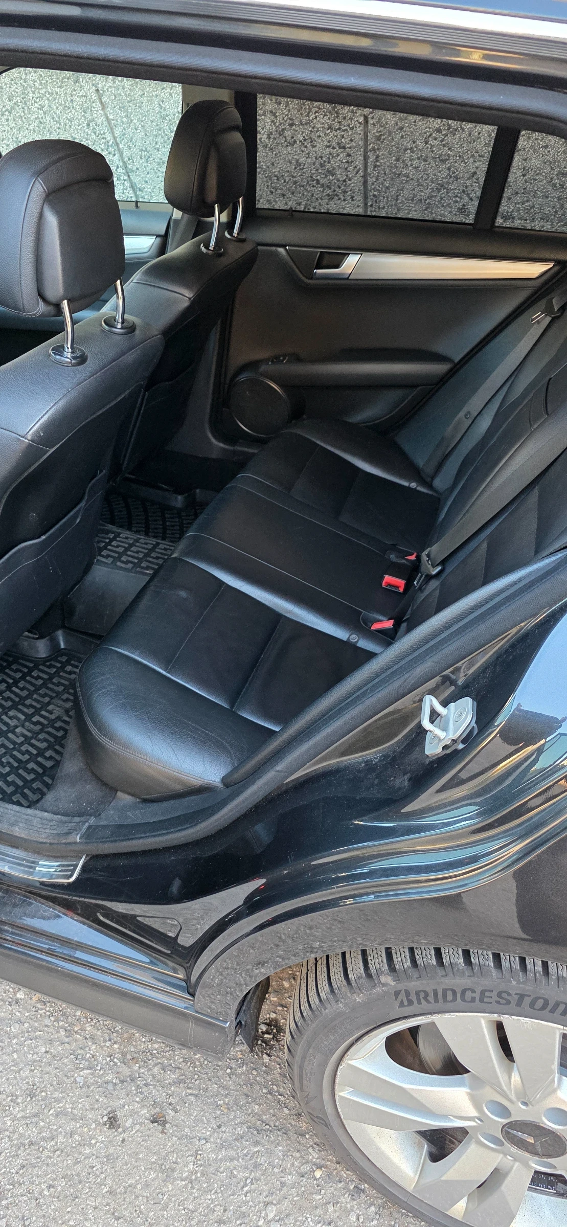 Mercedes-Benz C 250 AMG optic, ILS, 4 Matic, снимка 7 - Автомобили и джипове - 54360069