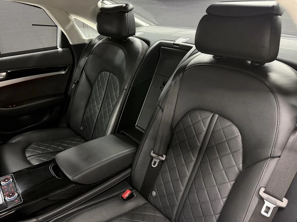 Audi A8 4.0 TFSI quattro, снимка 17 - Автомобили и джипове - 54550387