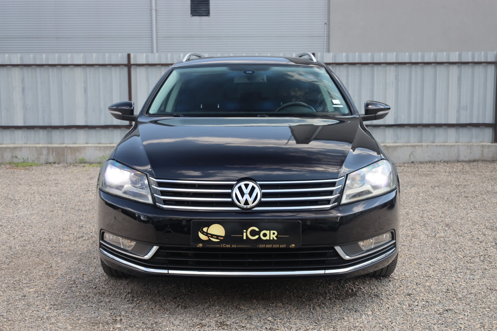 VW Passat 2.0TDI DSG Klimatronic  PDC 17Zoll Navi 140Ps iCar, снимка 2 - Автомобили и джипове - 55362420