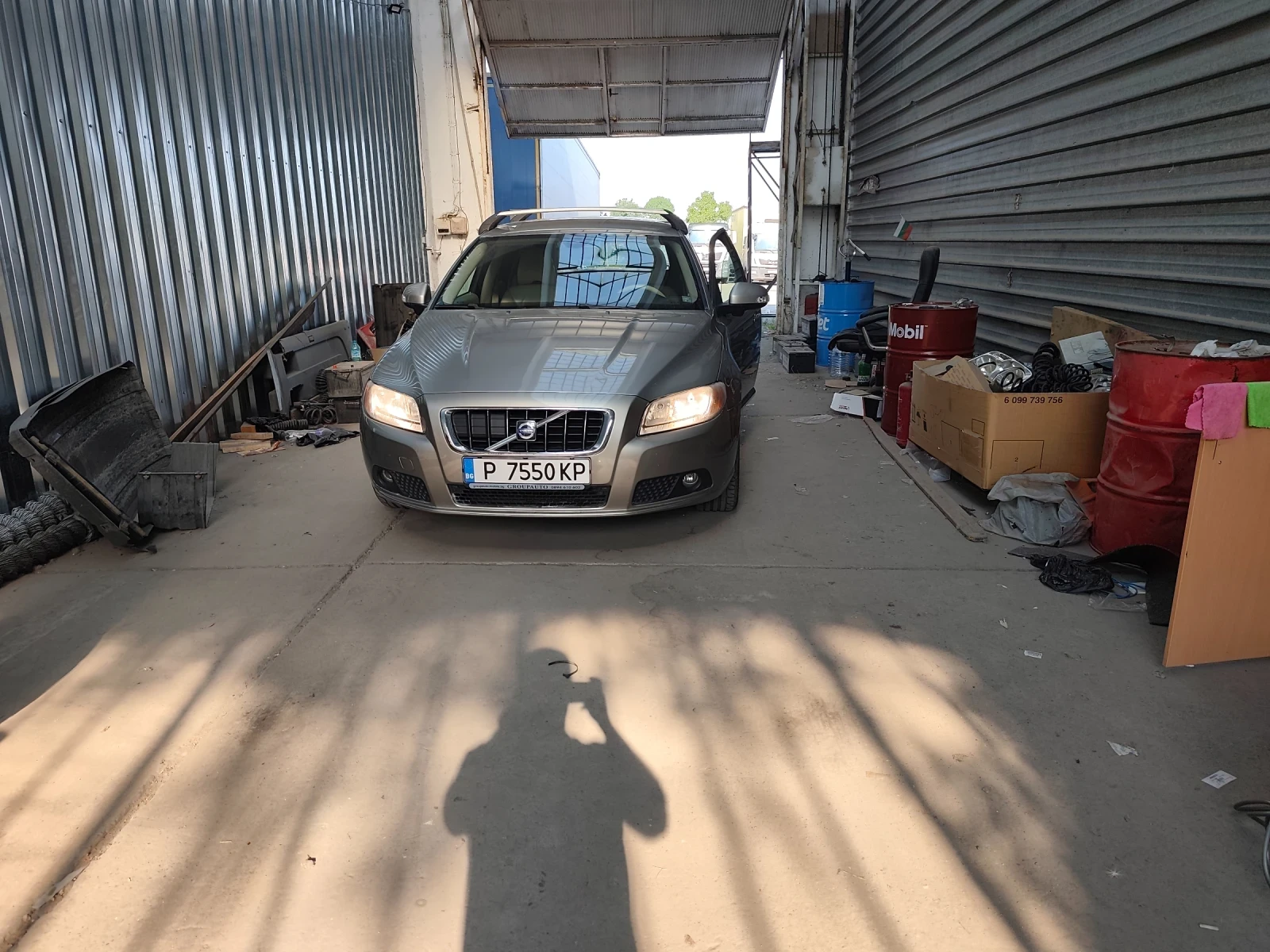 Volvo V70 D5 