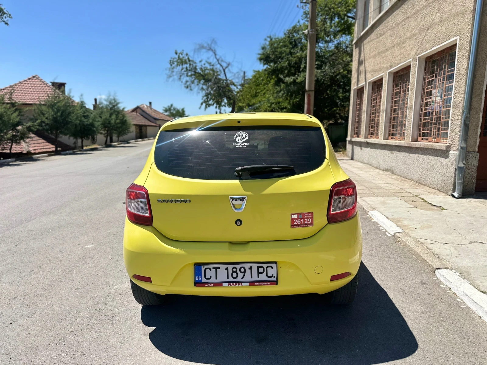Dacia Sandero 1.2, снимка 3 - Автомобили и джипове - 55601694