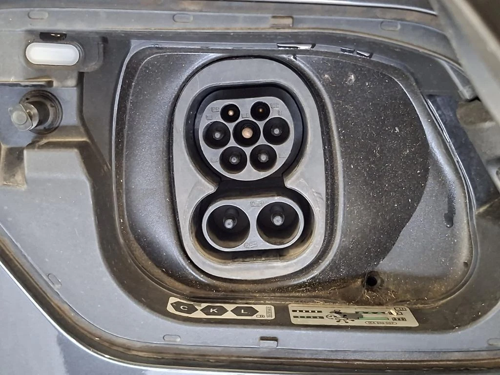 VW ID.3 1st Plus 62 kWh, снимка 17 - Автомобили и джипове - 55750534