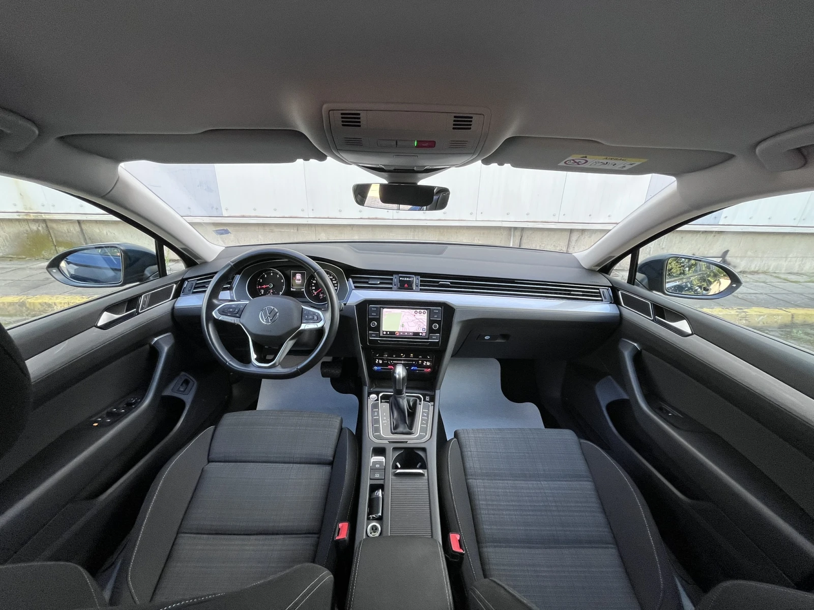 VW Passat VW Passat 1.5TSI/150k.c./BUSINESS/DSG от VW БГ, снимка 7 - Автомобили и джипове - 55799764