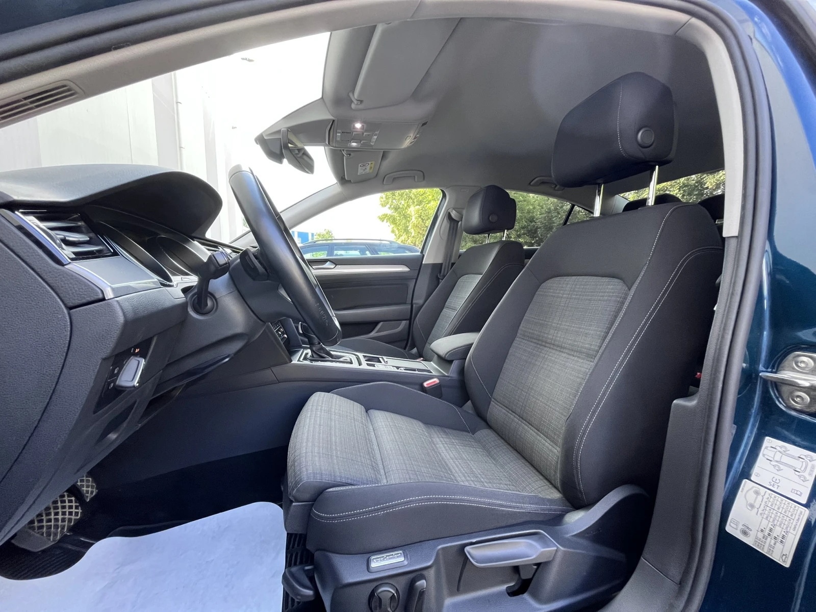 VW Passat VW Passat 1.5TSI/150k.c./BUSINESS/DSG от VW БГ, снимка 8 - Автомобили и джипове - 55799764