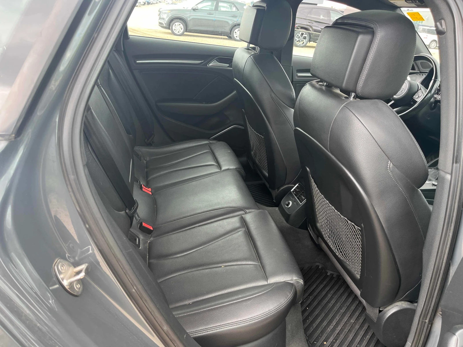 Audi A3 HYBRID Technik * CARFAX * ОПЦИЯ ЗА ФИНАНСИРАНЕ, снимка 17 - Автомобили и джипове - 56108339