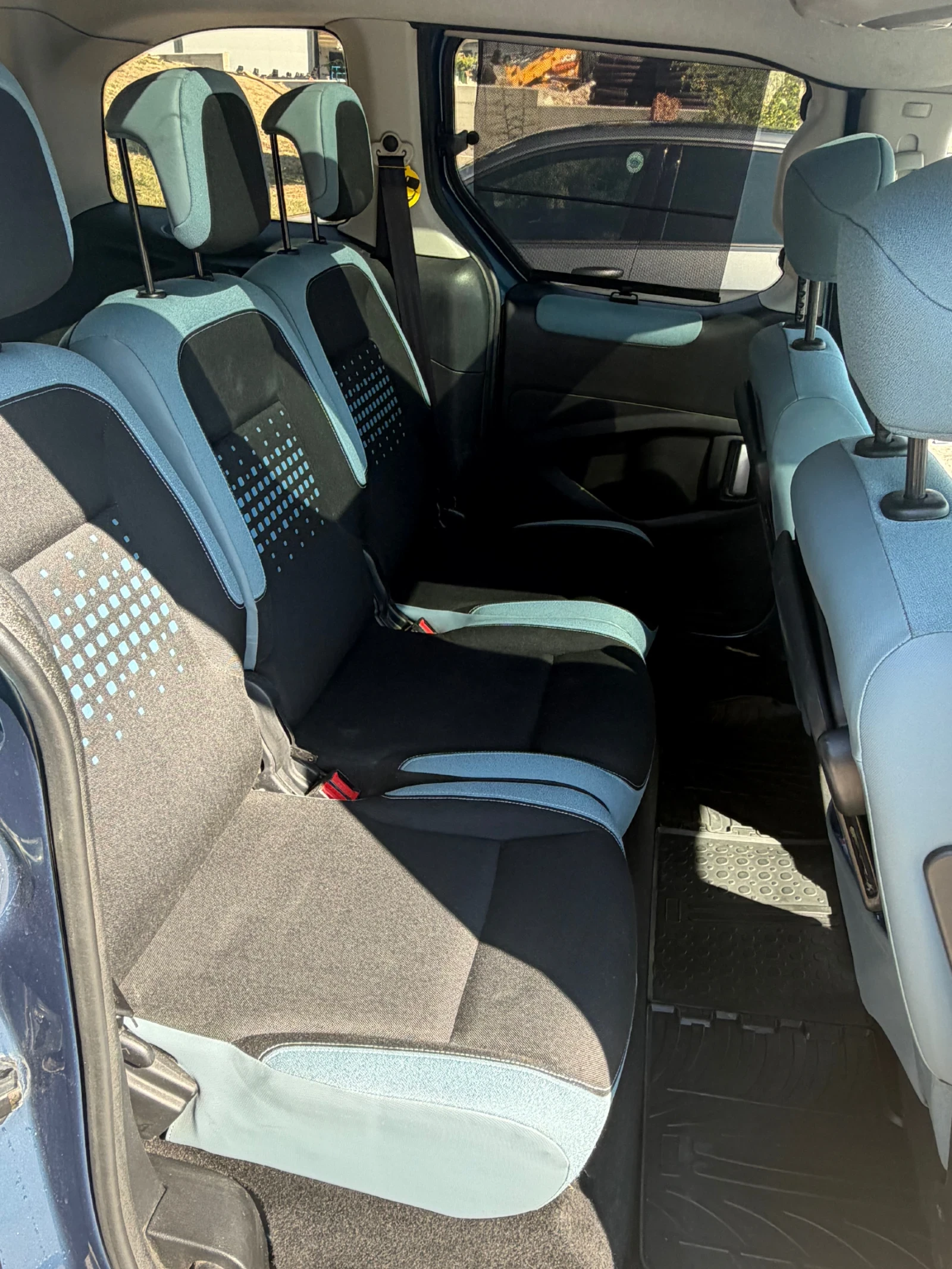 Citroen Berlingo 1.6-92 panorama/facelift , снимка 5 - Автомобили и джипове - 56140752