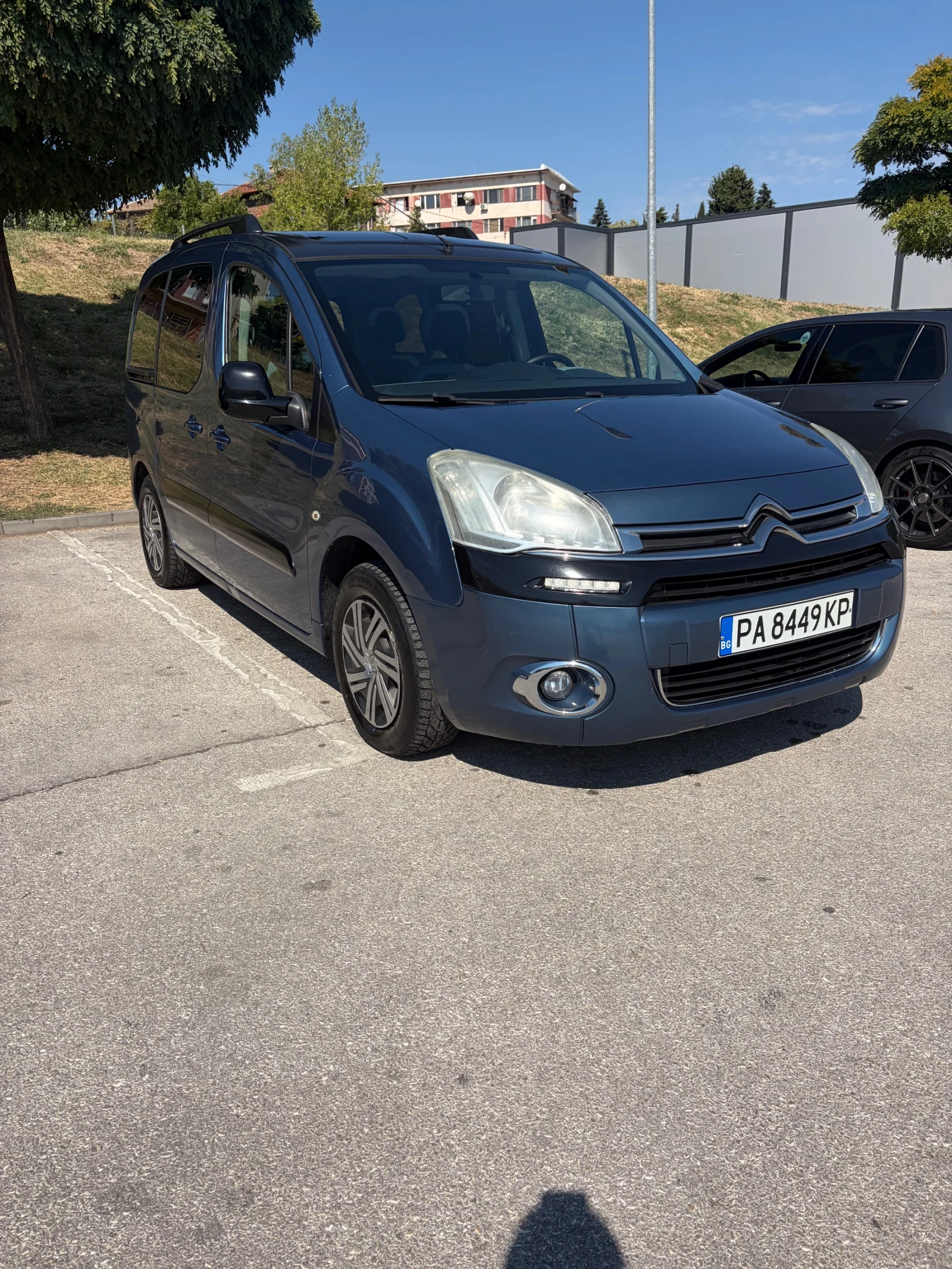 Citroen Berlingo 1.6-92 panorama/facelift , снимка 2 - Автомобили и джипове - 56140752