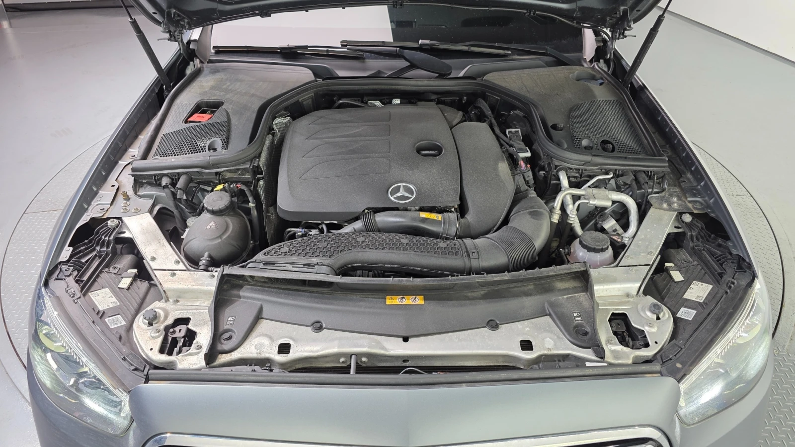 Mercedes-Benz E 350 2.0 4MATIC, снимка 5 - Автомобили и джипове - 56224256