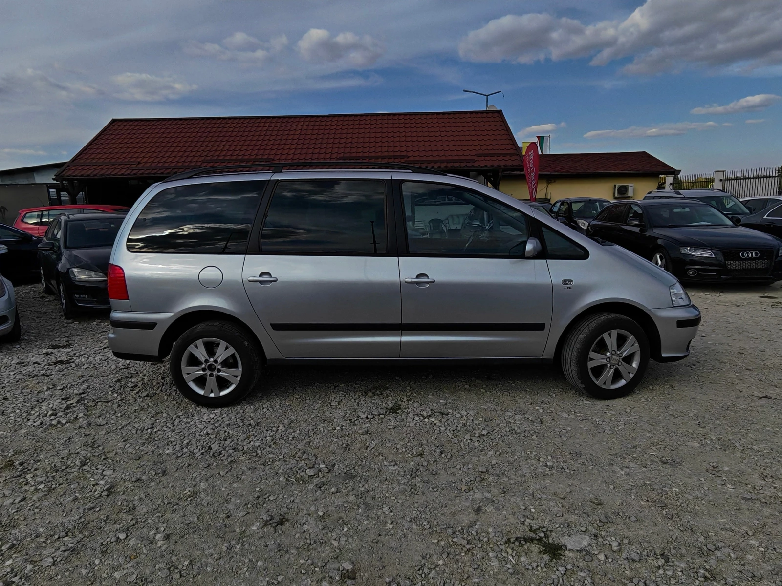 Seat Alhambra 2.0 дизел 7 места, снимка 4 - Автомобили и джипове - 56315019