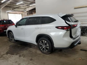 Toyota Highlander Hybrid XLE | Mobile.bg    2