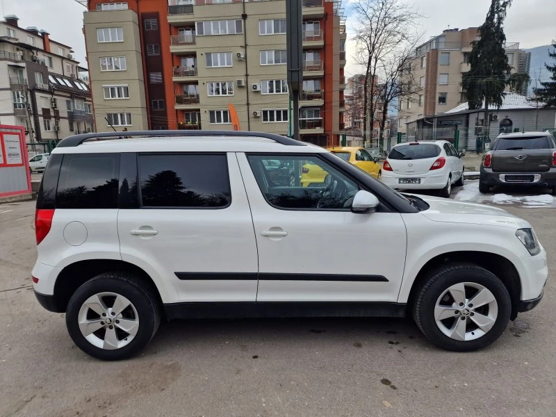 Skoda Yeti 1.8 TSI 4x4, снимка 7 - Автомобили и джипове - 42245273