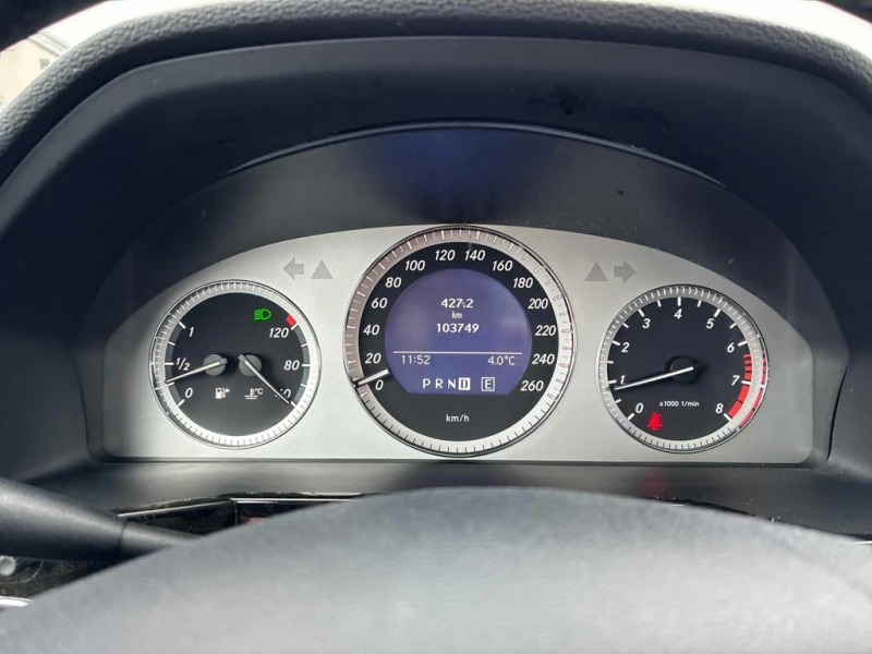 Mercedes-Benz GLK * 350 * CARFAX * БЕЗ ПЪРВОНАЧАЛНА ВНОСКА, снимка 8 - Автомобили и джипове - 52940686