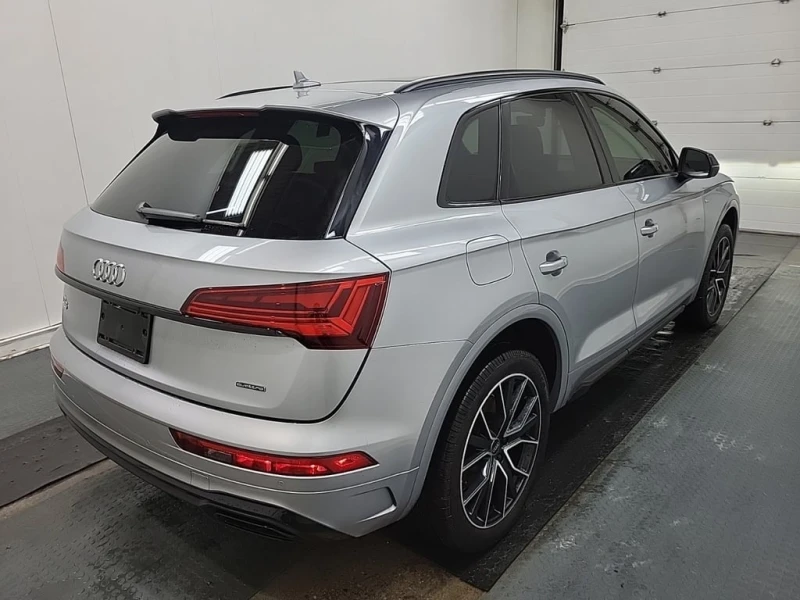 Audi Q5 * PROGRESSIV * CARFAX * ЦЕНА ДО БГ, снимка 4 - Автомобили и джипове - 53419320