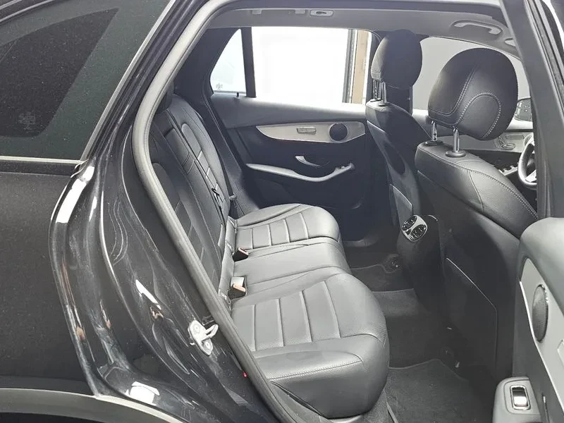Mercedes-Benz GLC 350 4MATIC - САМО 30% АВАНС, снимка 11 - Автомобили и джипове - 56071787