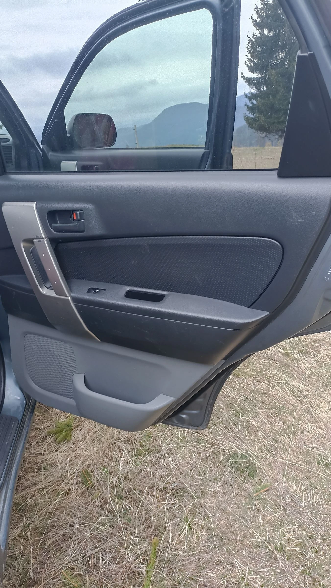 Daihatsu Terios | Mobile.bg   12