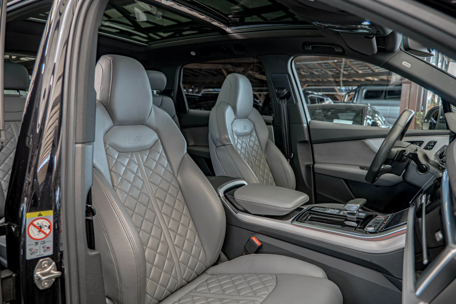 Audi SQ7 4.0TDI/Камера/Подгрев/Панорама/6+ 1 - изображение 9