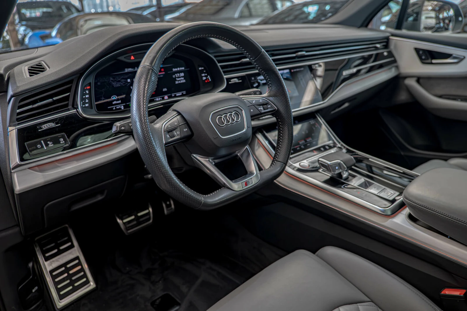 Audi SQ7 4.0TDI/Камера/Подгрев/Панорама/6+ 1 - изображение 6