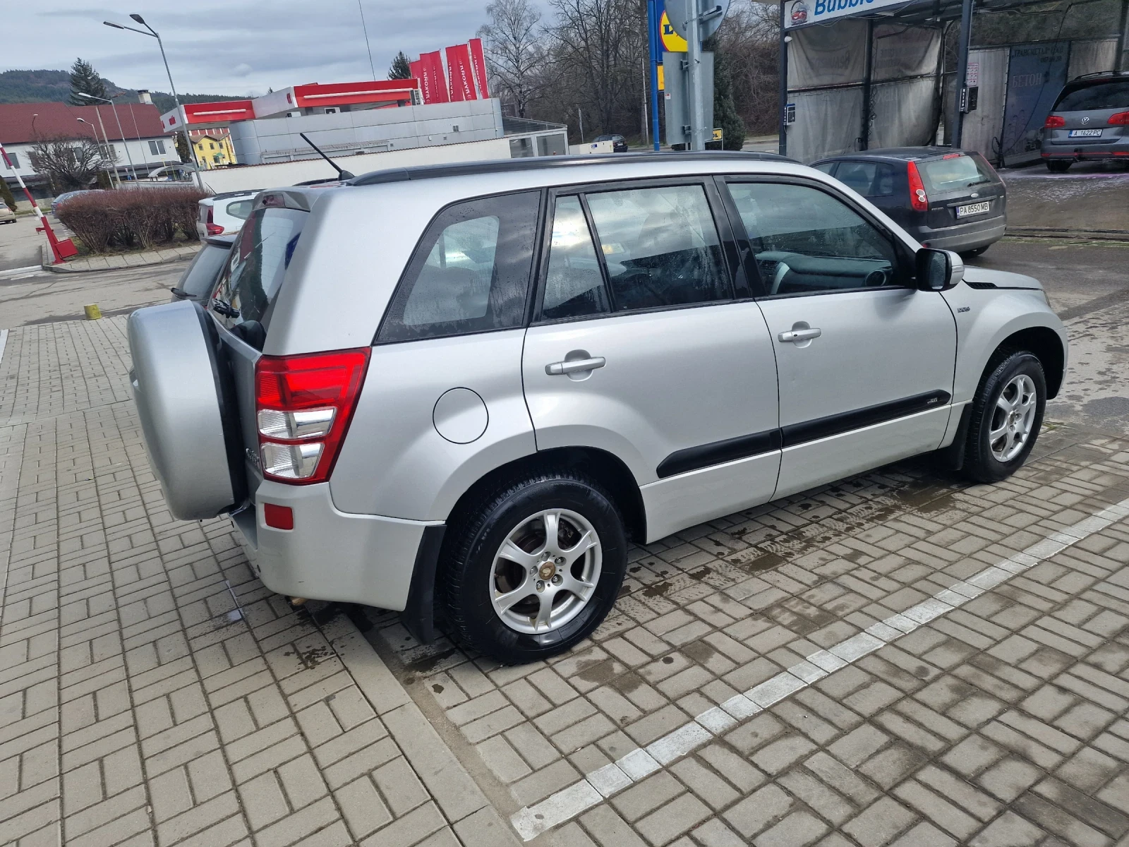 Suzuki Grand vitara, снимка 4 - Автомобили и джипове - 53832535