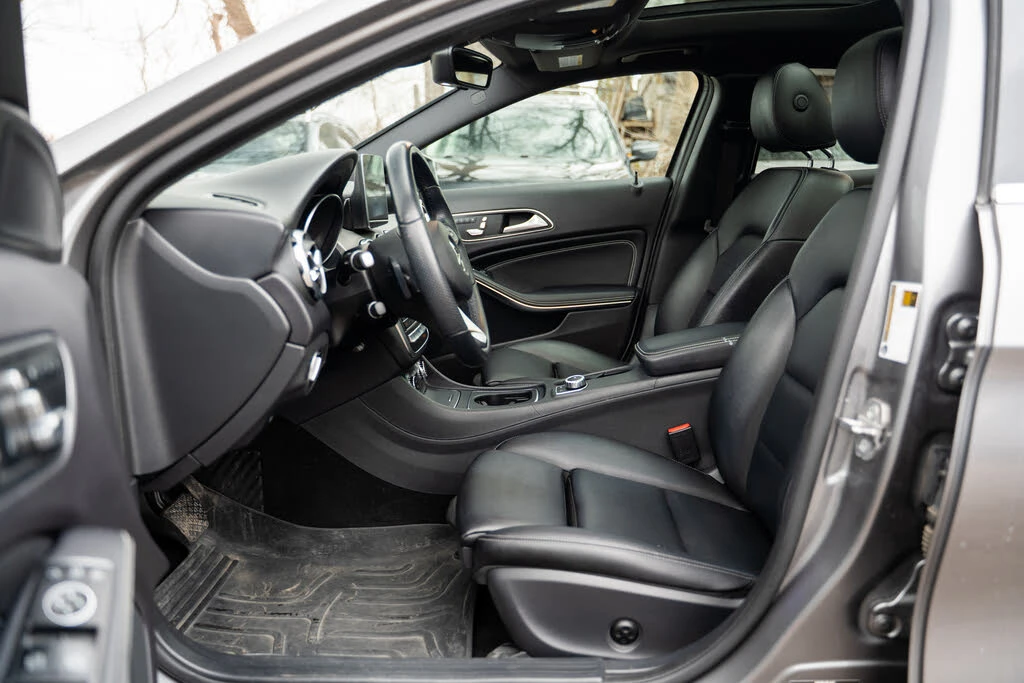 Mercedes-Benz GLA 250 4MATIC* АвтоКредит* (ЦЕНА ДО БГ), снимка 15 - Автомобили и джипове - 53934441