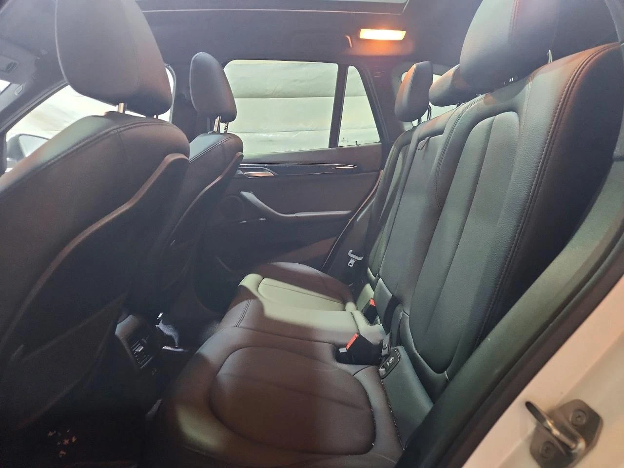 BMW X1 2.0l xDrive28I, снимка 11 - Автомобили и джипове - 55755746