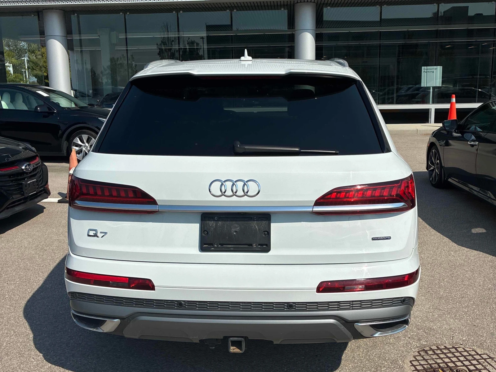 Audi Q7  Progressiv * CARFAX * БЕЗ ПЪРВОНАЧАЛНА ВНОСКА, снимка 4 - Автомобили и джипове - 55812406