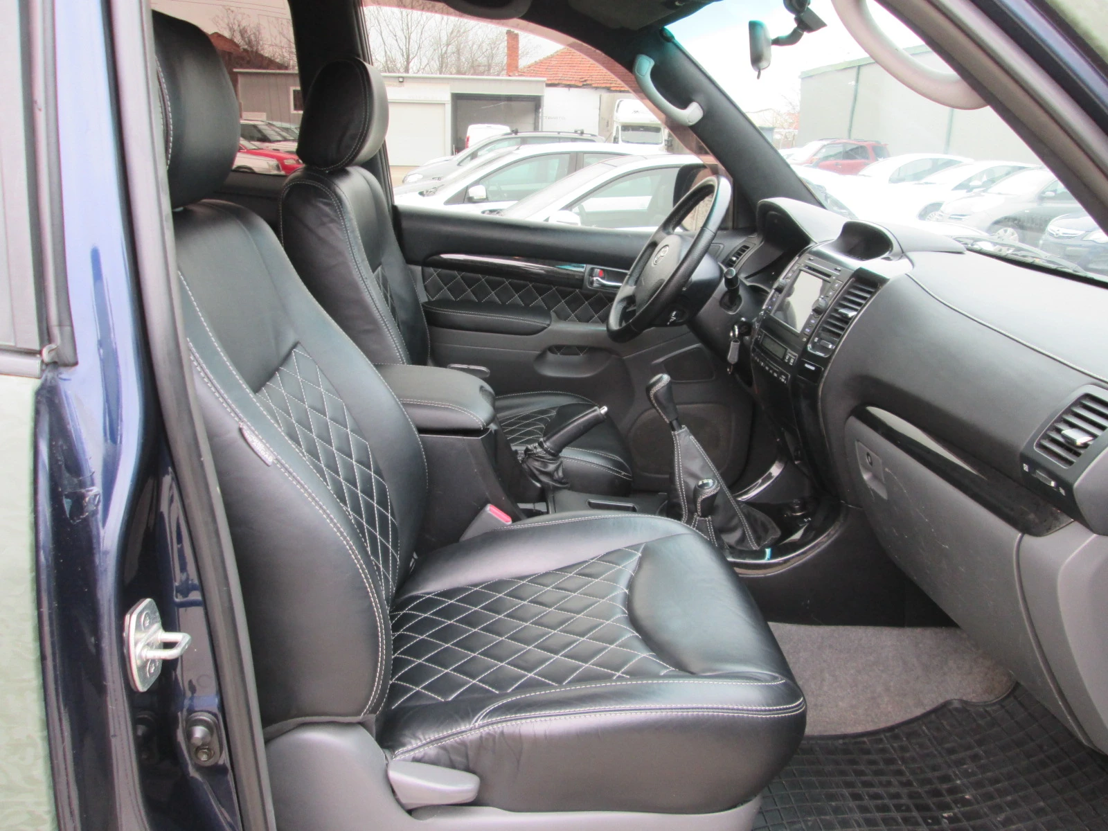 Toyota Land cruiser 3.0d4d-OFFROAD, снимка 15 - Автомобили и джипове - 55908336