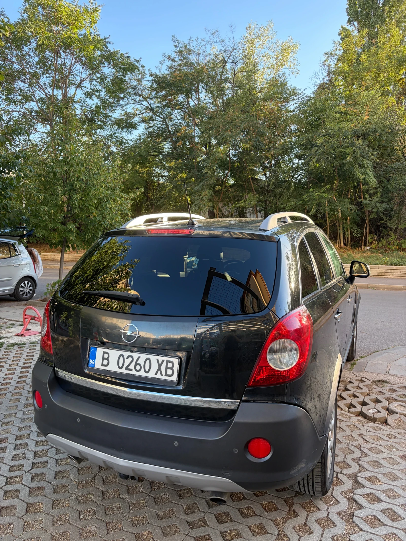 Opel Antara, снимка 4 - Автомобили и джипове - 55981089