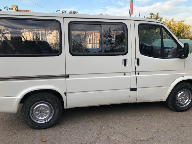 Ford Tourneo 2.5, снимка 2 - Бусове и автобуси - 48091232