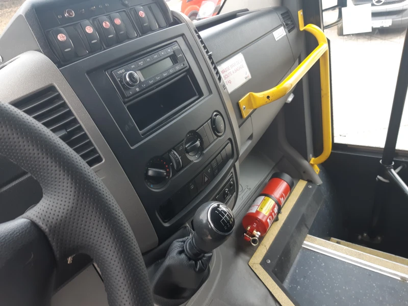 VW Crafter 2br, снимка 6 - Бусове и автобуси - 48863437