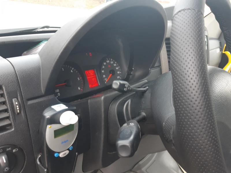 VW Crafter 2br, снимка 8 - Бусове и автобуси - 48863437