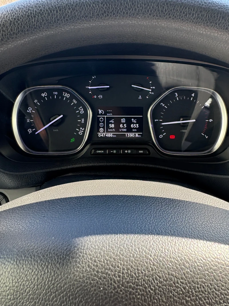 Citroen Jumpy 1.5 BlueHDI Maxi , снимка 8 - Бусове и автобуси - 53263514