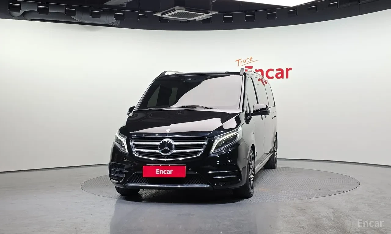 Mercedes-Benz V AMG Line* Burmester* , снимка 3 - Бусове и автобуси - 56233275