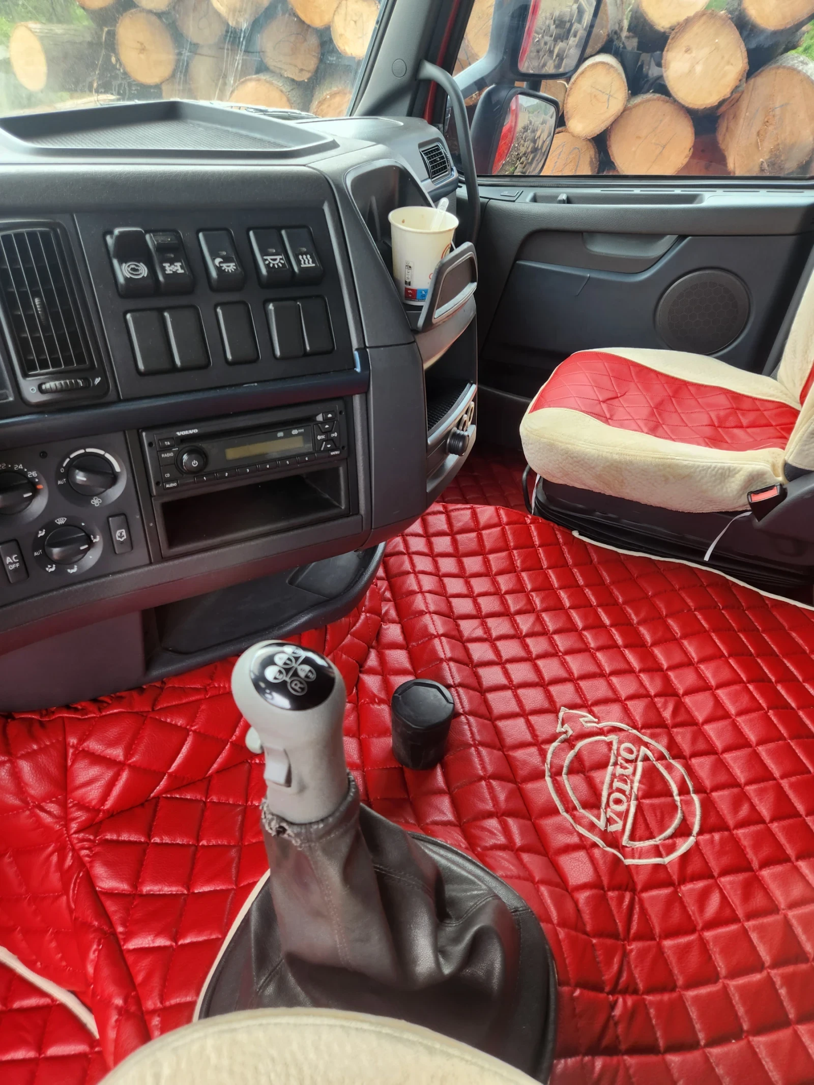 Volvo Fh ОРИГИНАЛНА ТРУПЧИИЧКА 6Х4 - изображение 6