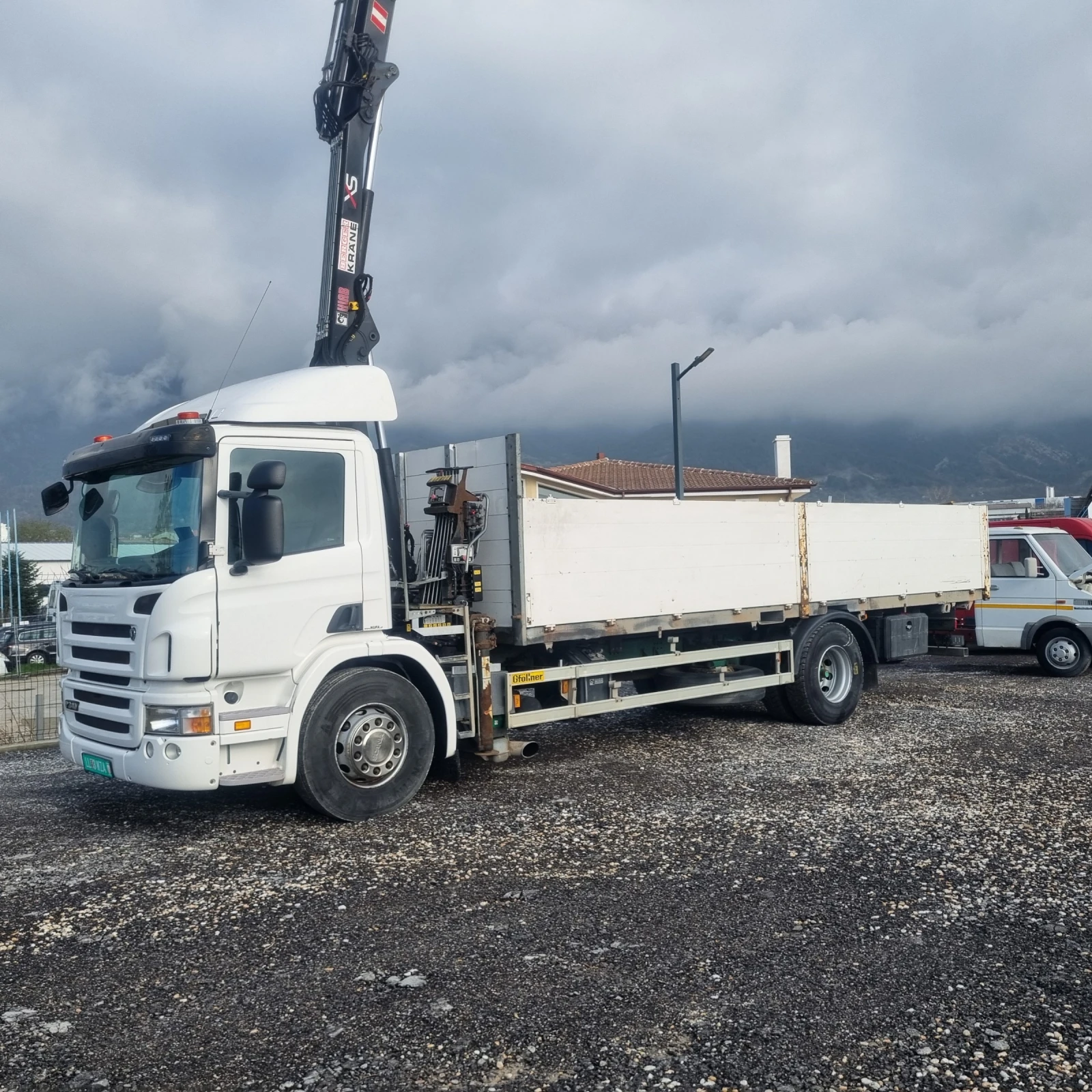 Scania P  Hiab 111-3 | Mobile.bg   1